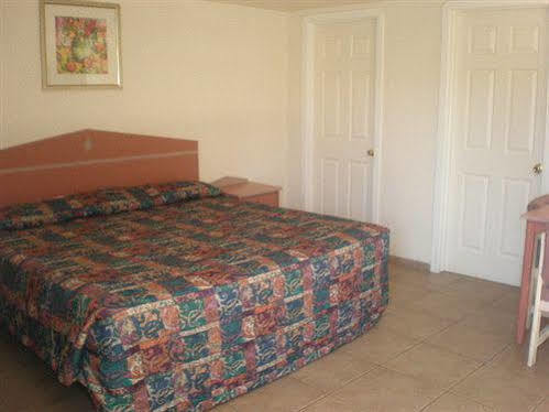 Chandler Redwood Motel المظهر الخارجي الصورة
